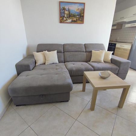 Three Lions Apartment Pula Extérieur photo