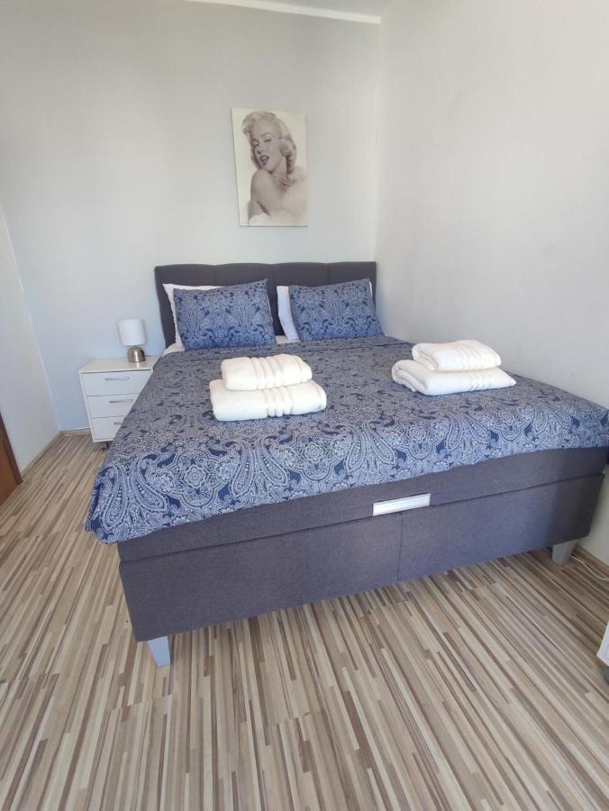Three Lions Apartment Pula Extérieur photo
